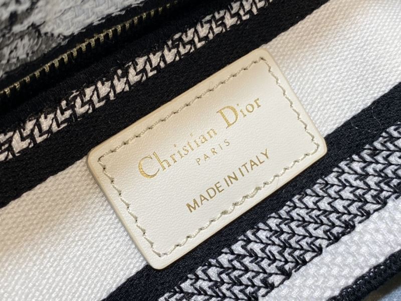 Christian Dior Shopping Bags